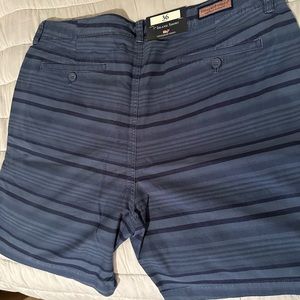 Vineyard Vines shorts- size 36